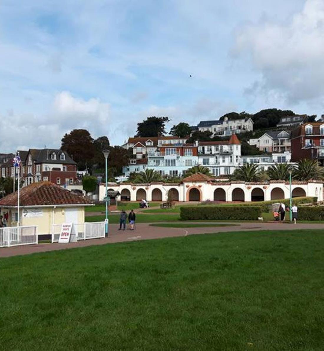Goodrington Lodge Holiday Apartments Paignton Buitenkant foto